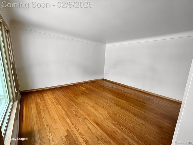 21906 Sunnyside Street, St. Clair Shores, MI 48080