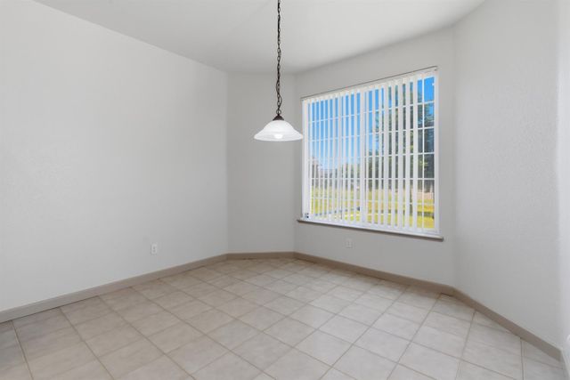 4318 Highbridge Ln, Stockton, CA 95206