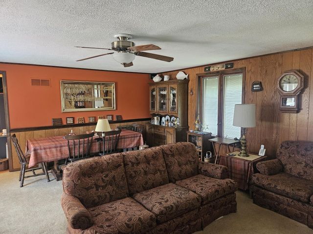 111 David Court, La Porte, IN 46350