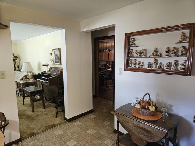 111 David Court, La Porte, IN 46350