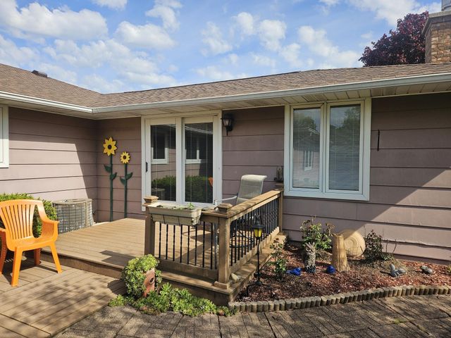 111 David Court, La Porte, IN 46350