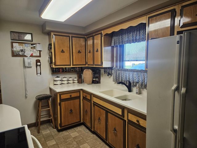 111 David Court, La Porte, IN 46350
