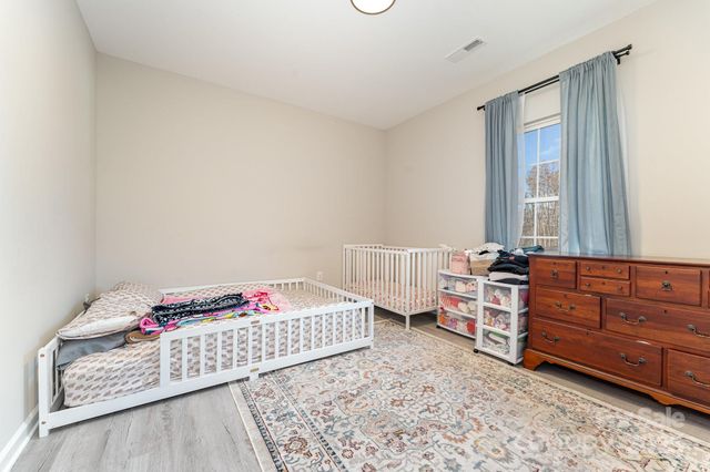 201 Hendrix Drive, Kernersville, NC 27284