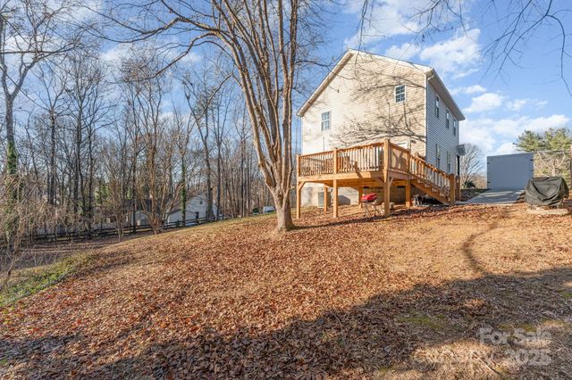 201 Hendrix Drive, Kernersville, NC 27284