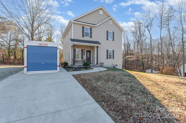 201 Hendrix Drive, Kernersville, NC 27284