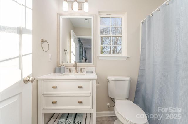 201 Hendrix Drive, Kernersville, NC 27284