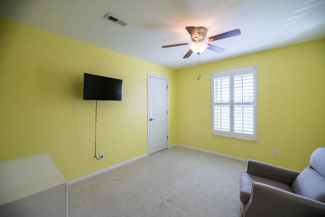 646 Hidden Pine Way, Crescent Springs, KY 41017