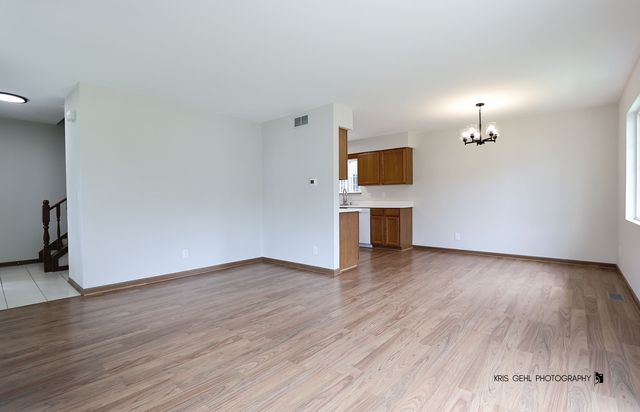 661 Silver Creek Road 661, Woodstock, IL 60098
