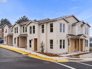 305 Se Jetty Ave A, Lincoln City, OR 97367