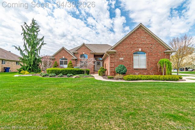 48763 Marberry Drive, Macomb Township, MI 48044