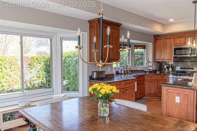 48763 Marberry Drive, Macomb Township, MI 48044