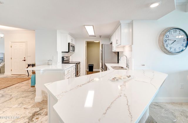 4421 Thomas Drive 202, Panama City, FL 32408