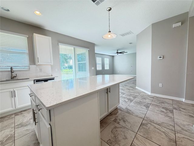 860 BAY BRIDGE CIRCLE, Apopka, FL 32703
