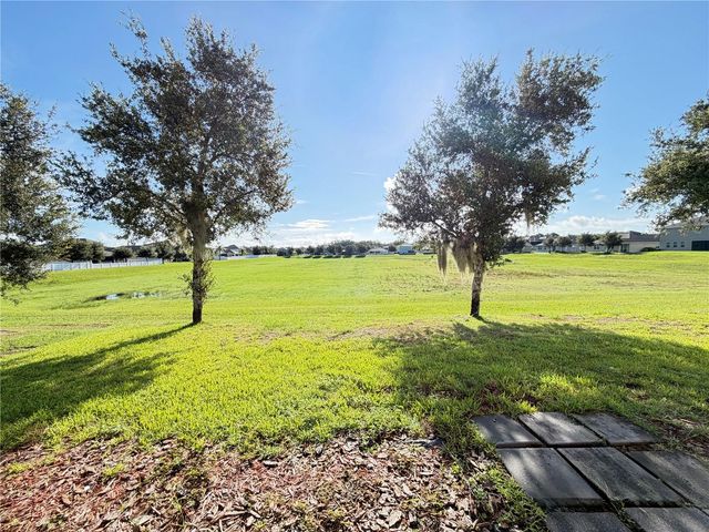 860 BAY BRIDGE CIRCLE, Apopka, FL 32703