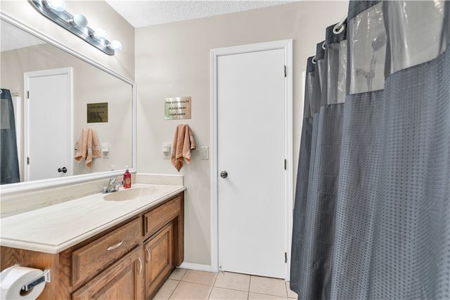 704 S Riviera Drive, Rogers, AR 72758
