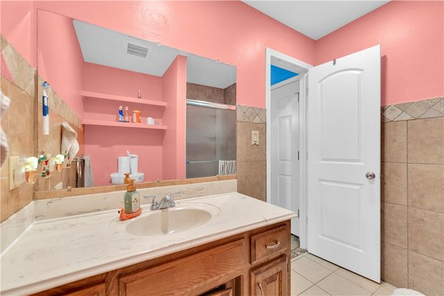 704 S Riviera Drive, Rogers, AR 72758