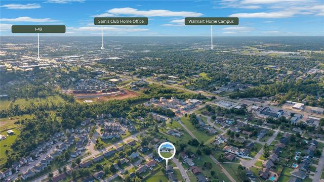 704 S Riviera Drive, Rogers, AR 72758