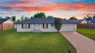704 S Riviera Drive, Rogers, AR 72758