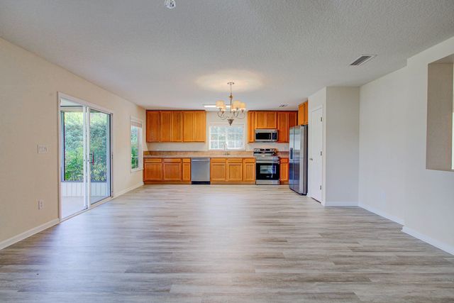 5142 Cypress Links Blvd, Elkton, FL 32033