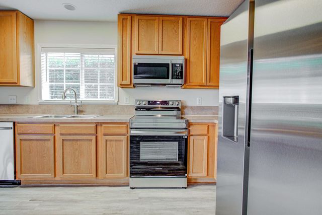 5142 Cypress Links Blvd, Elkton, FL 32033