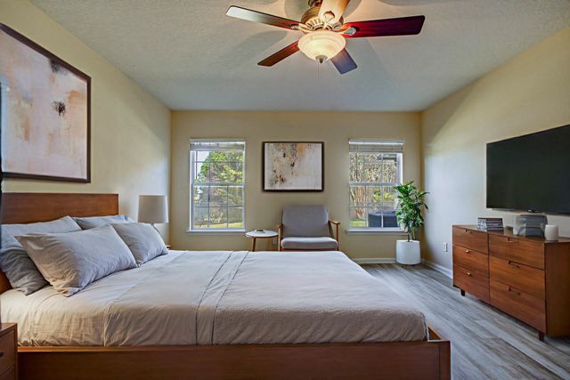 5142 Cypress Links Blvd, Elkton, FL 32033