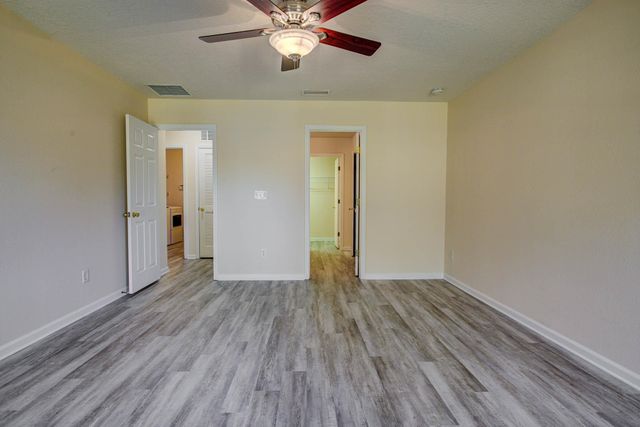 5142 Cypress Links Blvd, Elkton, FL 32033