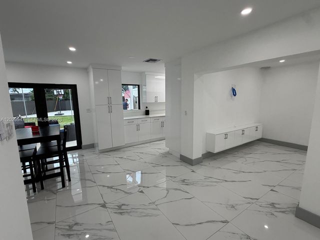 5350 NW 174th Drive, Miami Gardens, FL 33055