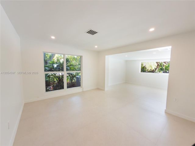 11450 SW 92nd Court, Miami, FL 33176