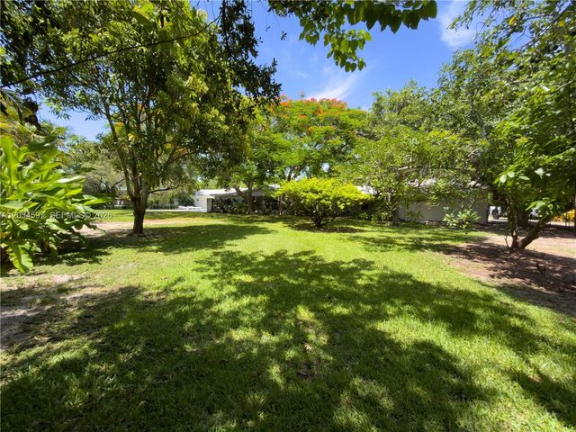 11450 SW 92nd Court, Miami, FL 33176