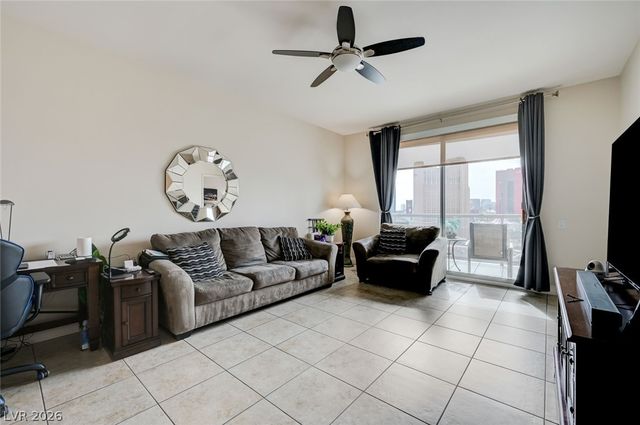 200 West Sahara Avenue 1703, Las Vegas, NV 89102