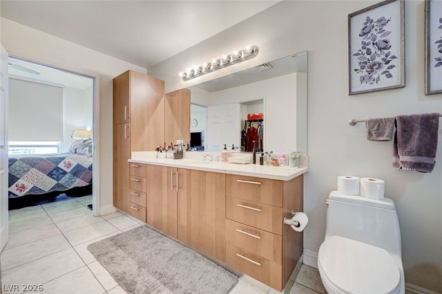 200 West Sahara Avenue 1703, Las Vegas, NV 89102