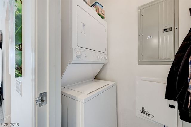 200 West Sahara Avenue 1703, Las Vegas, NV 89102