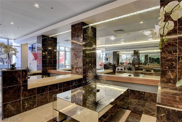 200 West Sahara Avenue 1703, Las Vegas, NV 89102