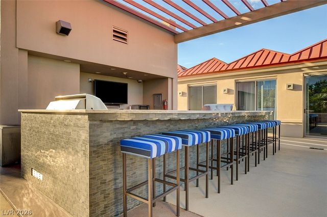 200 West Sahara Avenue 1703, Las Vegas, NV 89102