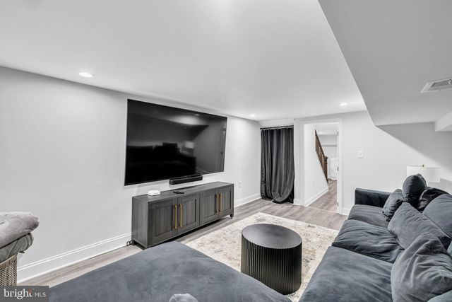 2028 E PRESTON ST, Baltimore, MD 21213