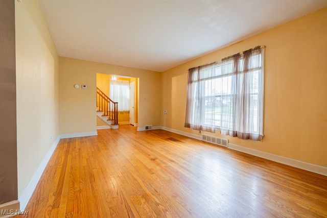 439 Catalina Avenue, Youngstown, OH 44504