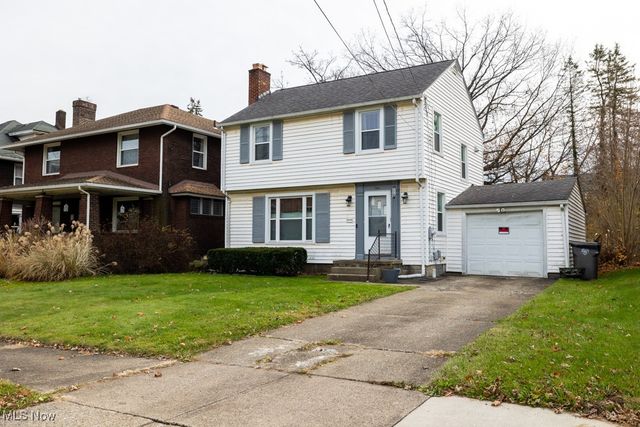 439 Catalina Avenue, Youngstown, OH 44504
