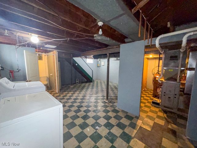 439 Catalina Avenue, Youngstown, OH 44504