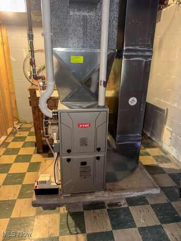 439 Catalina Avenue, Youngstown, OH 44504