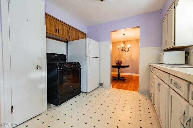 439 Catalina Avenue, Youngstown, OH 44504