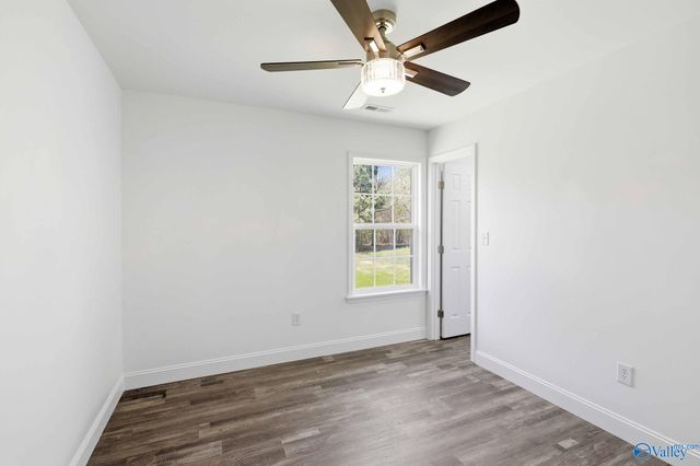 117 Creekside Drive, Albertville, AL 35950