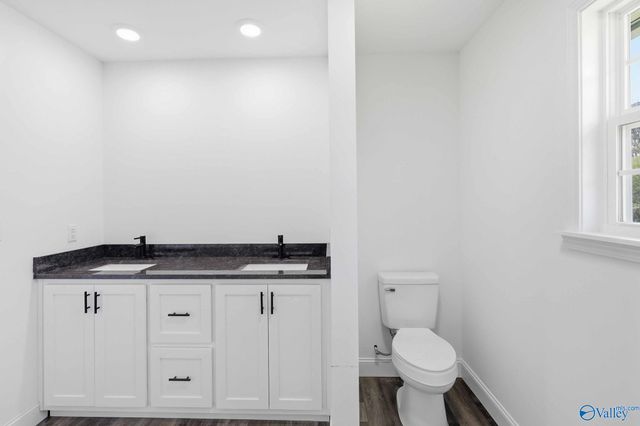 117 Creekside Drive, Albertville, AL 35950