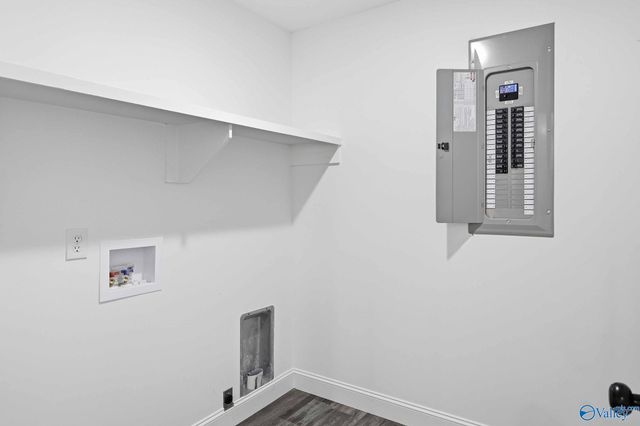 117 Creekside Drive, Albertville, AL 35950