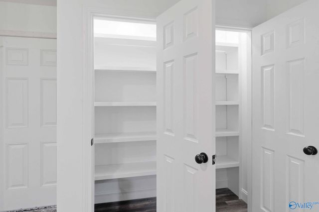 117 Creekside Drive, Albertville, AL 35950