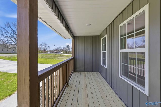 117 Creekside Drive, Albertville, AL 35950