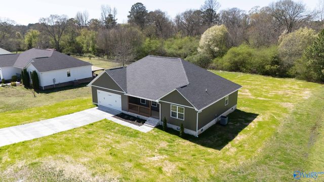117 Creekside Drive, Albertville, AL 35950