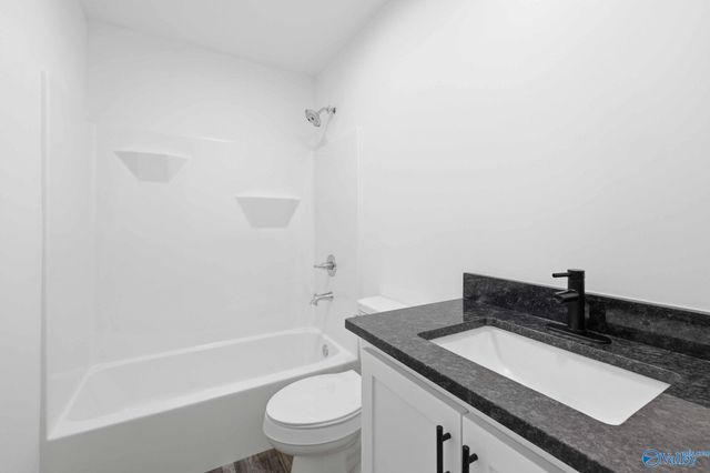 117 Creekside Drive, Albertville, AL 35950