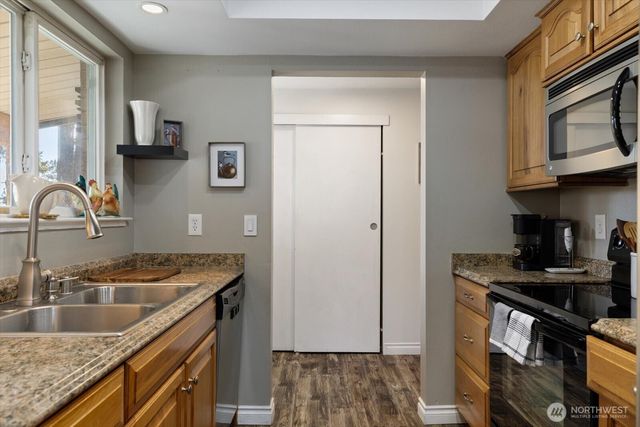 790 NW Dory Drive, Oak Harbor, WA 98277