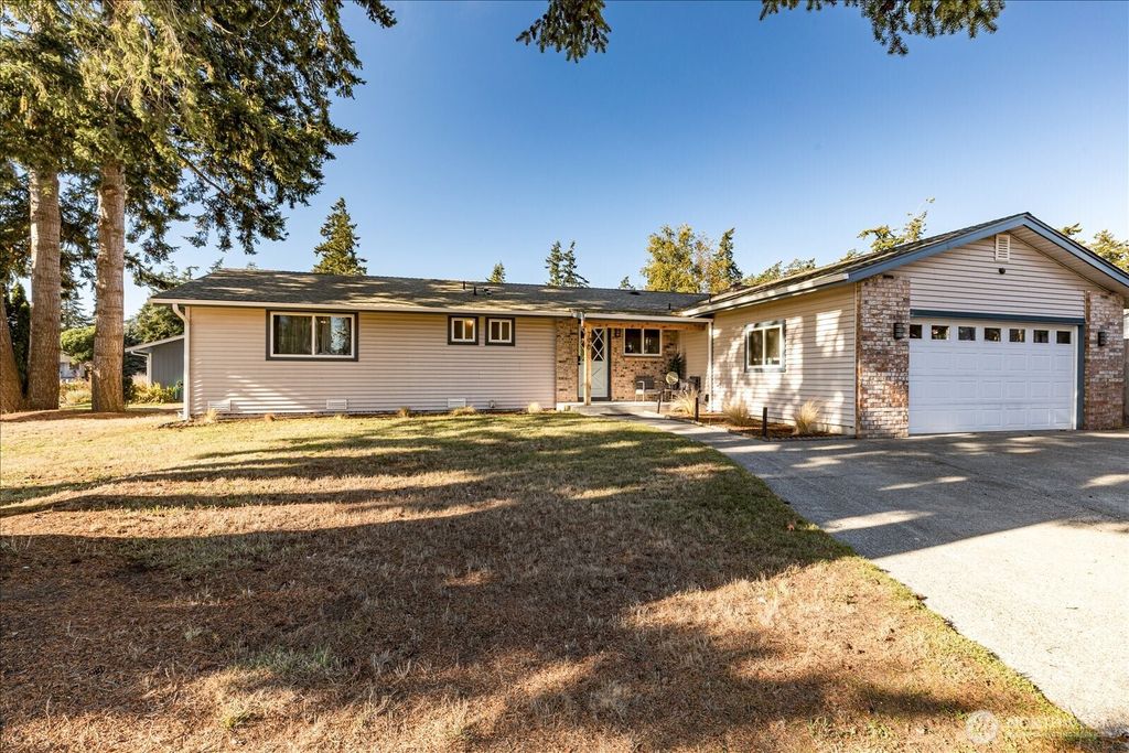 790 NW Dory Drive, Oak Harbor, WA 98277