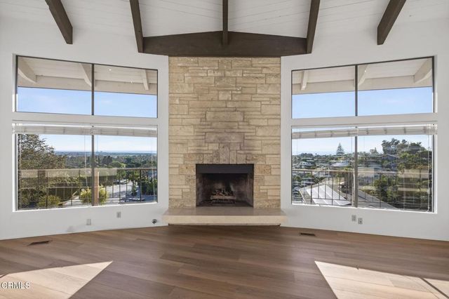 4149 Foothill Road, Ventura, CA 93003